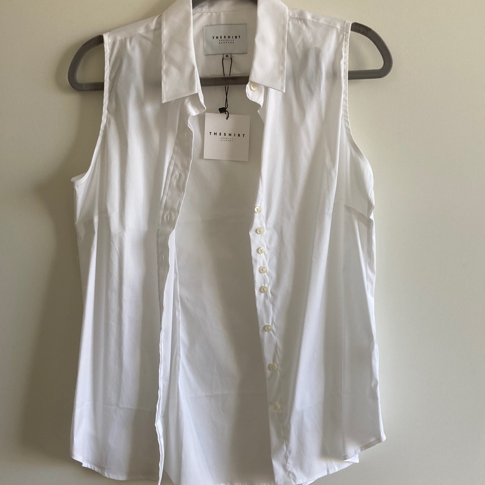 Tuckernuck “The Shirt” Blouse - nwt!